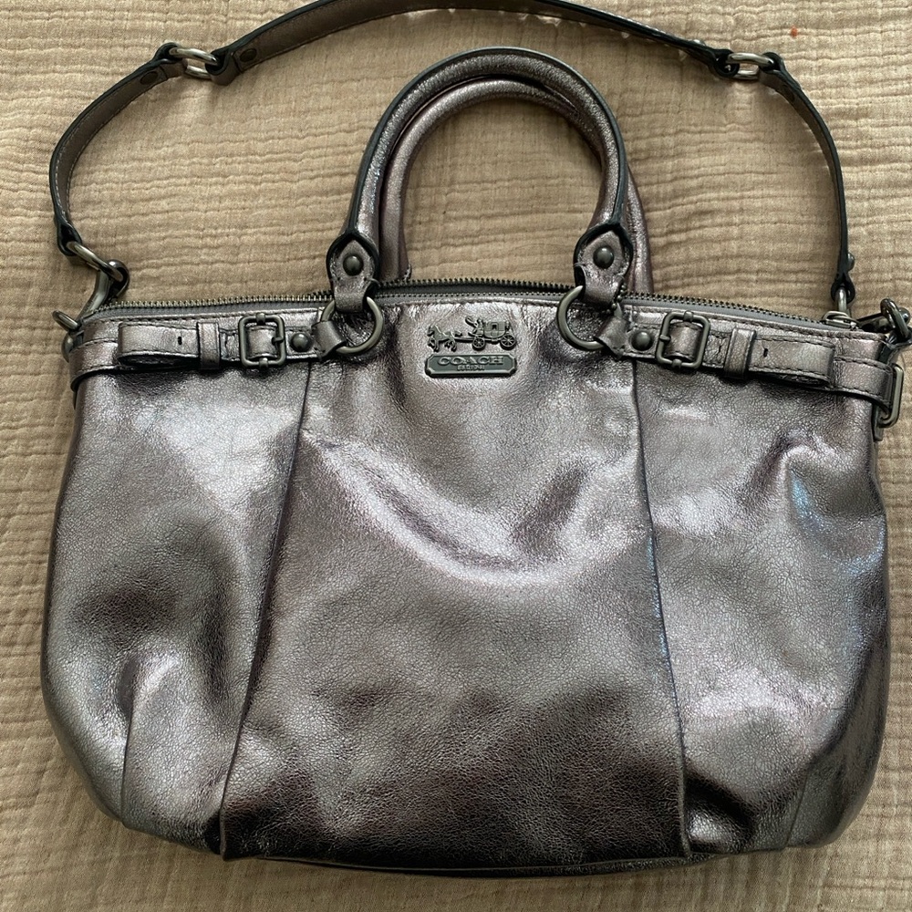 Limited edition metallic coach